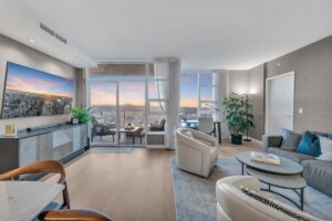 Leo Wilk - Vancouver Realtor - Living Room